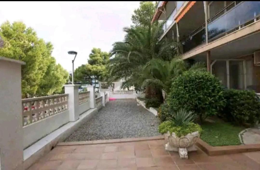 Apartamento segunda línea de la playa Capellán Salou Exterior foto