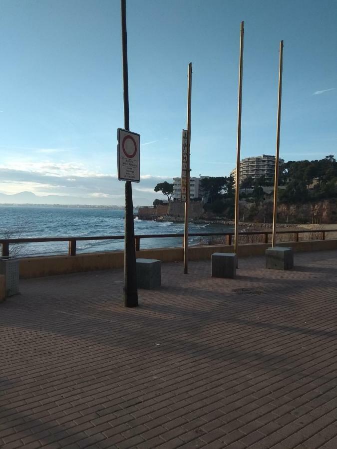 Apartamento segunda línea de la playa Capellán Salou Exterior foto